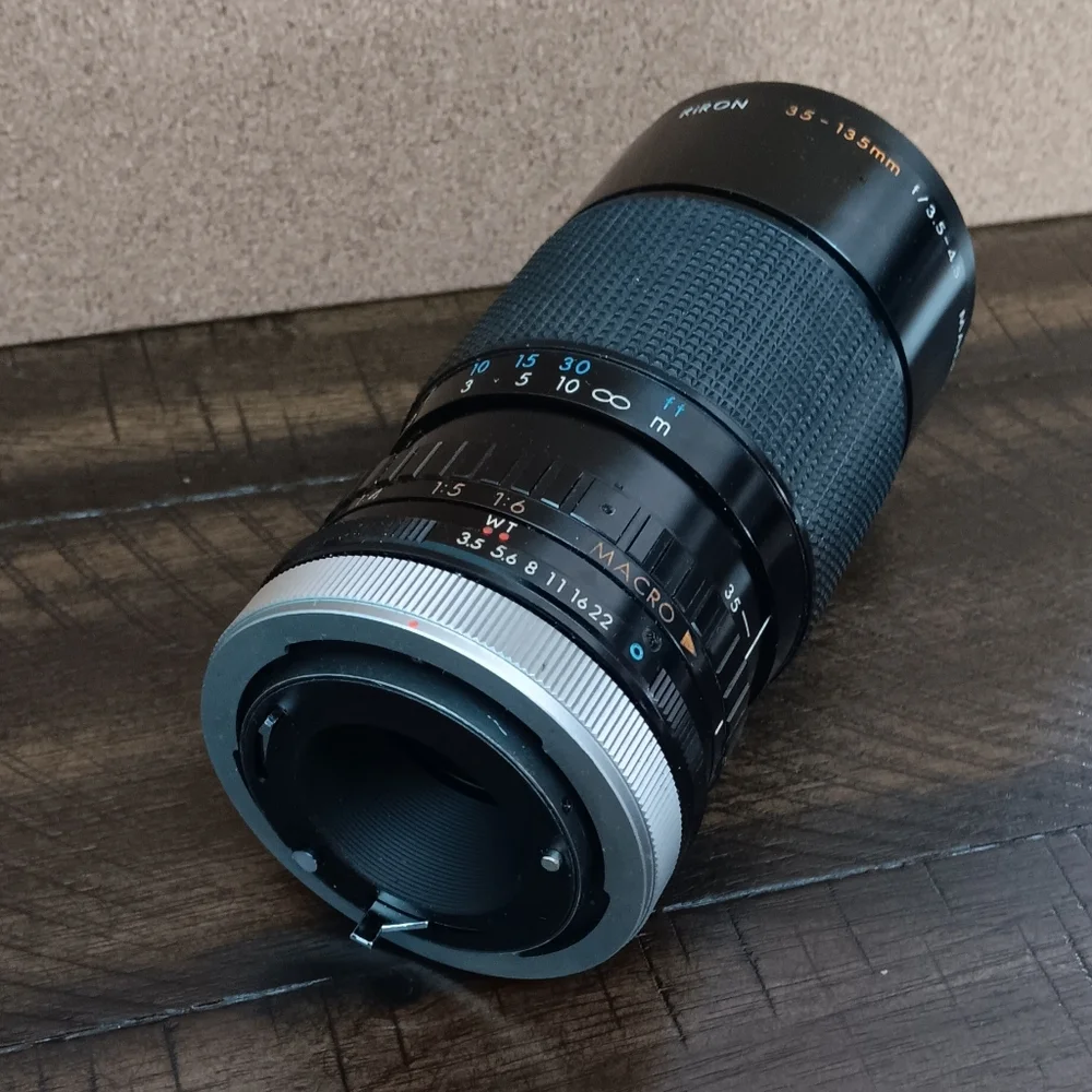 Kino Precision Japan Kiron 35-135mm Lense